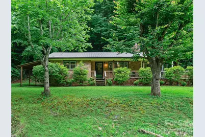 915 Little Creek Road, Burnsville, NC 28714 - Photo 2
