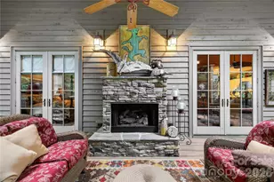 911 Buckberry Dr N, Sapphire, NC 28774 - Photo 28