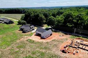 355 New Salem Rd, Statesville, NC 28625 - Photo 4