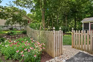 210 N Hillandale Drive Ext, East Flat Rock, NC 28726 - Photo 28