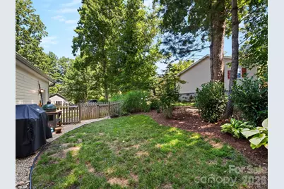 210 N Hillandale Drive Extension, East Flat Rock, NC 28726 - Photo 30