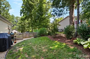 210 N Hillandale Drive Ext, East Flat Rock, NC 28726 - Photo 30