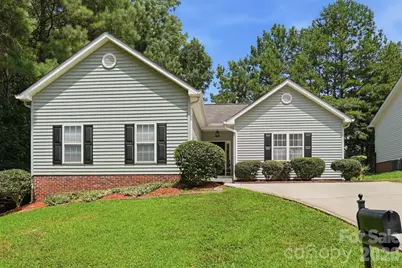 676 Continental Drive, Concord, NC 28025 - Photo 2