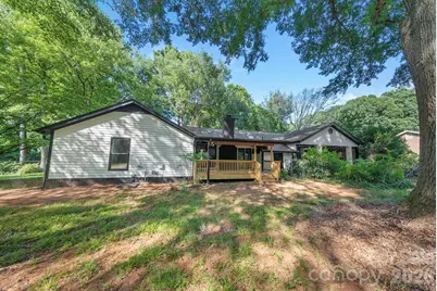 4739 Squirrel Nest Lane, Charlotte, NC 28227 - Photo 18