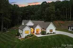 30 Bridgeway Dr, Candler, NC 28715 - Photo 46