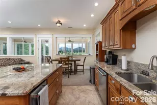 326 Golden Valley Dr, Hendersonville, NC 28792 - Photo 24