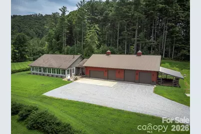 326 Golden Valley Drive, Hendersonville, NC 28792 - Photo 20