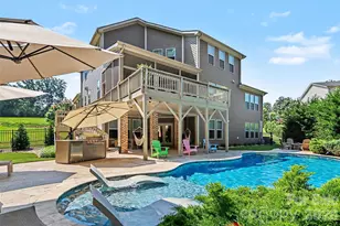 122 Campanile Dr, Mooresville, NC 28117 - Photo 2
