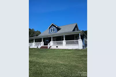 776 S Grove Street Extension, Lincolnton, NC 28092 - Photo 1