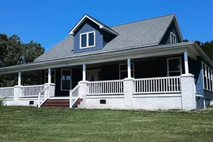 776 S Grove St Ext, Lincolnton, NC 28092 - Photo 1