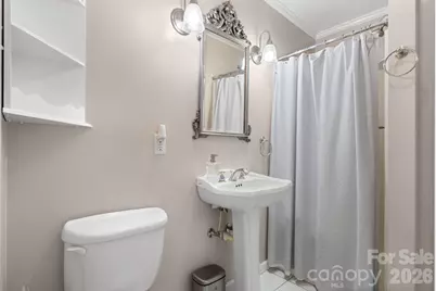 407 10th Street Drive NW, Hickory, NC 28601 - Photo 24