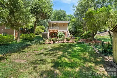 407 10th Street Drive NW, Hickory, NC 28601 - Photo 8