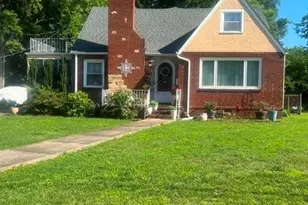 1017 Druid Cir, Charlotte, NC 28206 - Photo 1