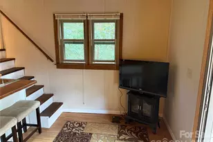 125 Hawks Nest Ln, Highlands, NC 28741 - Photo 10