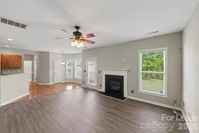 3111 Gloxinia Road, Charlotte, NC 28215 - Photo 12