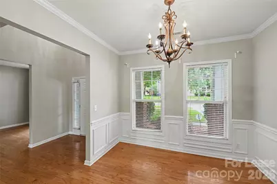3111 Gloxinia Road, Charlotte, NC 28215 - Photo 4