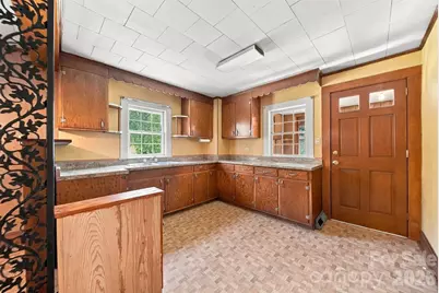 2529 Morganton Boulevard, Lenoir, NC 28645 - Photo 12