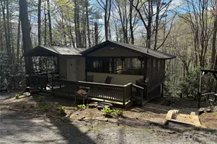 145 Hawks Nest Ln, Highlands, NC 28741 - Photo 2