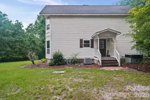261 Lakeside Dr, Hartsville, SC 29550 - Photo 10