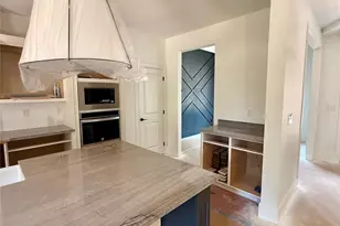 2815 1st St NW, Hickory, NC 28601 - Photo 8