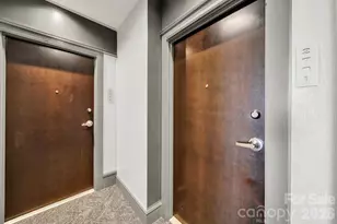 333 W Trade St, Charlotte, NC 28202 - Photo 18
