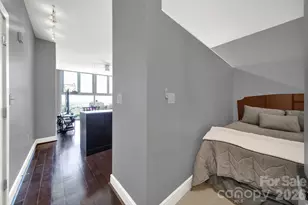 333 W Trade St, Charlotte, NC 28202 - Photo 4