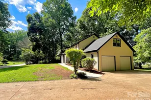 304 Travis Ln, Salisbury, NC 28146 - Photo 4