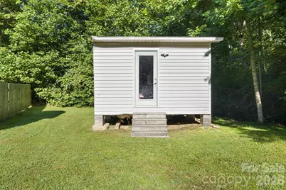 125 Ice Hollow Road, Zirconia, NC 28790 - Photo 28