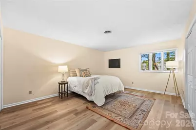 181 N Britton Creek Court, Hendersonville, NC 28789 - Photo 14