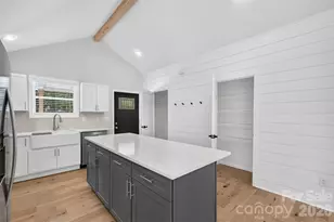 126 39th Ave Ct NW, Hickory, NC 28601 - Photo 6