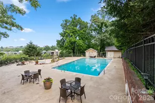 325 Bowling Park Rd, Asheville, NC 28803 - Photo 22