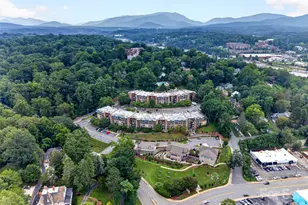 325 Bowling Park Rd, Asheville, NC 28803 - Photo 34