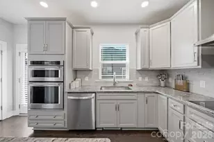 12022 Brooklyn Ave, Charlotte, NC 28204 - Photo 6