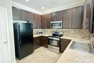 7629 Abigail Glen Dr, Charlotte, NC 28212 - Photo 4