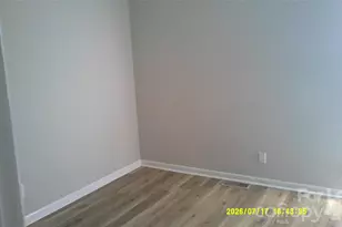 1050 21st Ave NW, Hickory, NC 28601 - Photo 14
