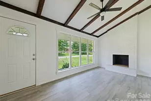70 Levi St, Clyde, NC 28721 - Photo 4