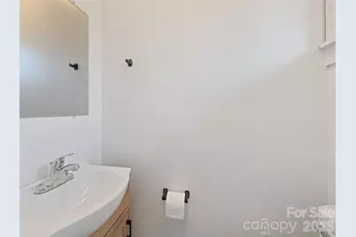 70 Levi Street, Clyde, NC 28721 - Photo 10