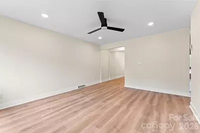 4900 Malibu Drive, Charlotte, NC 28215 - Photo 6