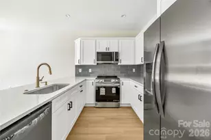 1940 Purser Dr, Charlotte, NC 28215 - Photo 2