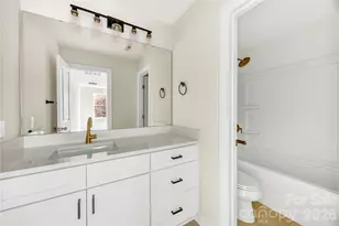1940 Purser Dr, Charlotte, NC 28215 - Photo 18