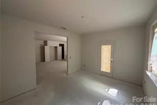 548 Carolyn Ln, Charlotte, NC 28213 - Photo 34