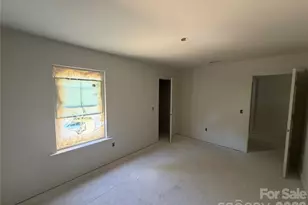 548 Carolyn Ln, Charlotte, NC 28213 - Photo 20