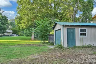 33 Souther Rd, Hendersonville, NC 28732 - Photo 42