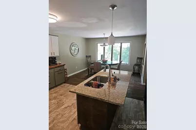 216 Brentwood Circle, Newton, NC 28658 - Photo 4