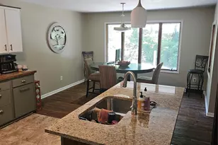 216 Brentwood Cir, Newton, NC 28658 - Photo 4