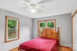 131 & 135 Boyd Ave, Waynesville, NC 28786 - Photo 20