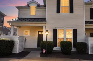 14718 Lions Pride Ct, Charlotte, NC 28278 - Photo 2