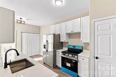 14718 Lions Pride Court, Charlotte, NC 28278 - Photo 8
