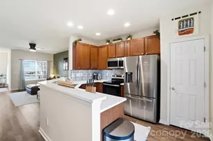 17754 Caldwell Track Dr, Cornelius, NC 28031 - Photo 8