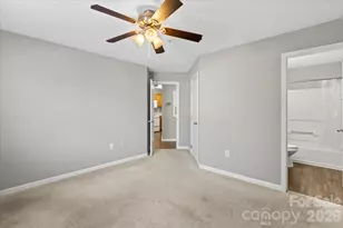 9810 Campus Walk Ln, Charlotte, NC 28262 - Photo 4